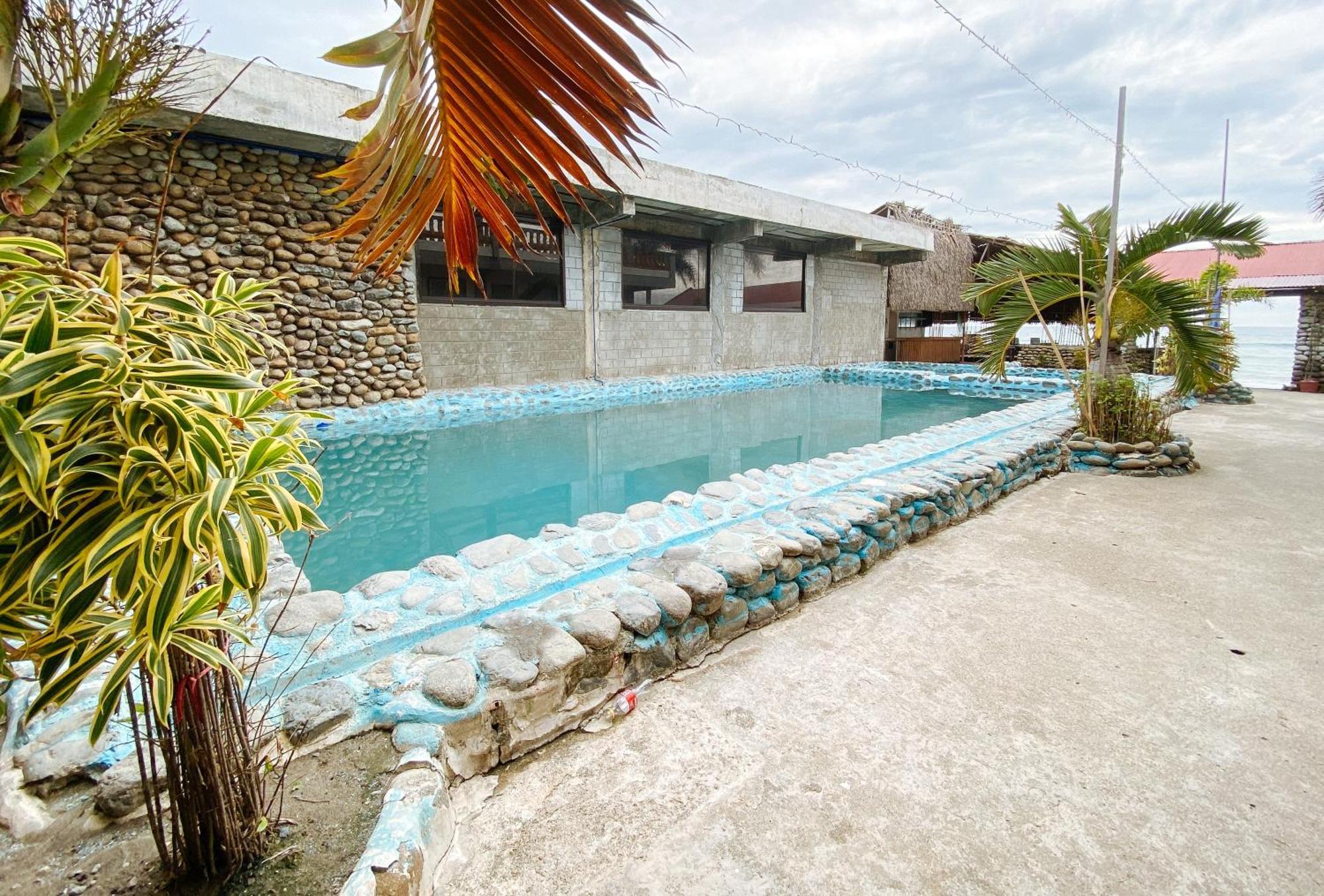 White Castle Beach Resort Iba Zambales Botolan Esterno foto