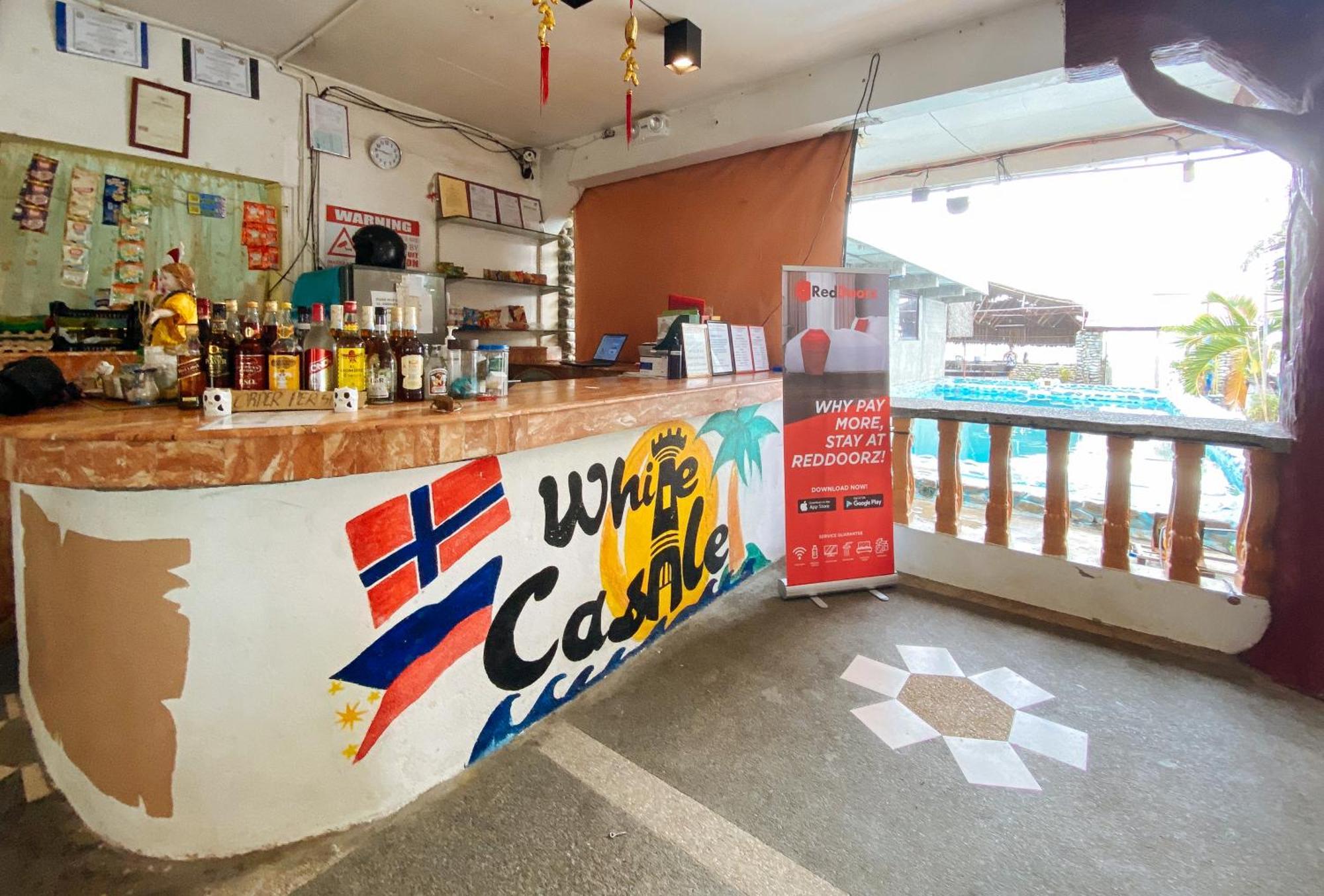White Castle Beach Resort Iba Zambales Botolan Esterno foto